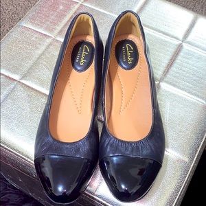 COPY - Clarks artisan black flats